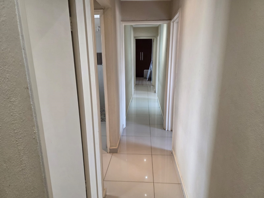 5 Bedroom Property for Sale in Heuweloord Gauteng