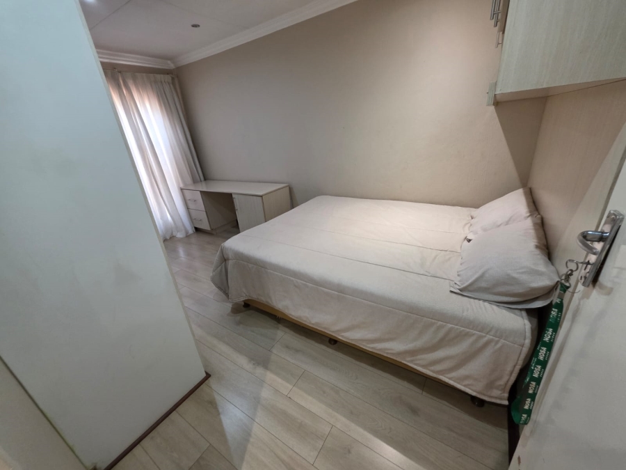 5 Bedroom Property for Sale in Heuweloord Gauteng