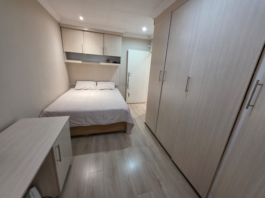 5 Bedroom Property for Sale in Heuweloord Gauteng