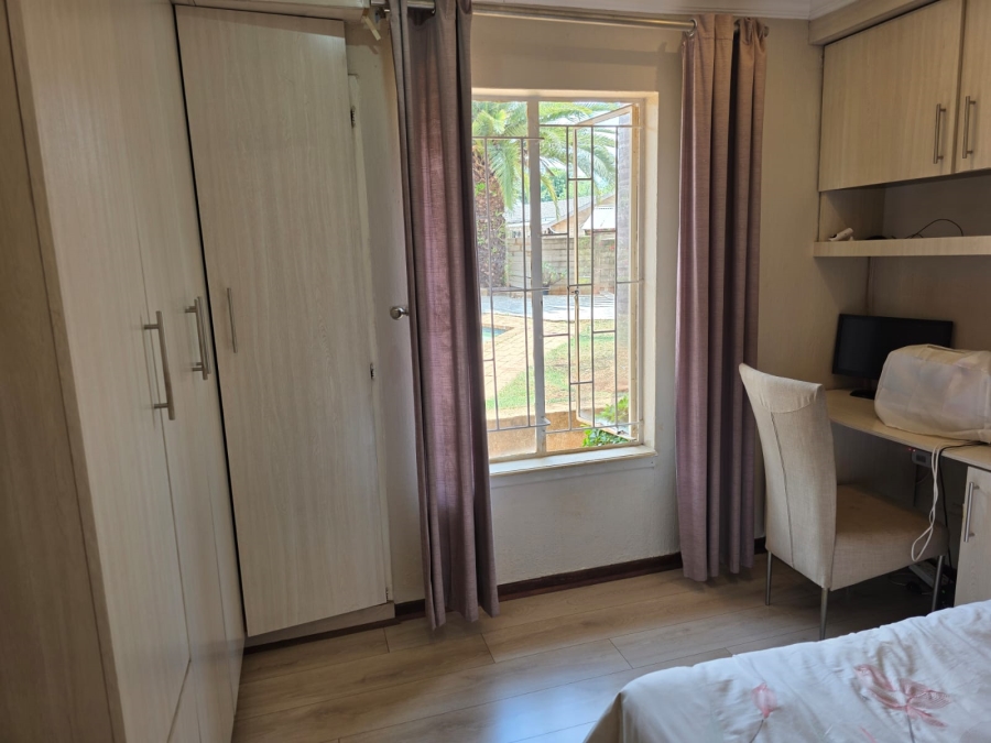 5 Bedroom Property for Sale in Heuweloord Gauteng