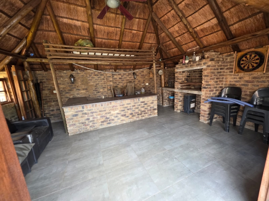 5 Bedroom Property for Sale in Heuweloord Gauteng