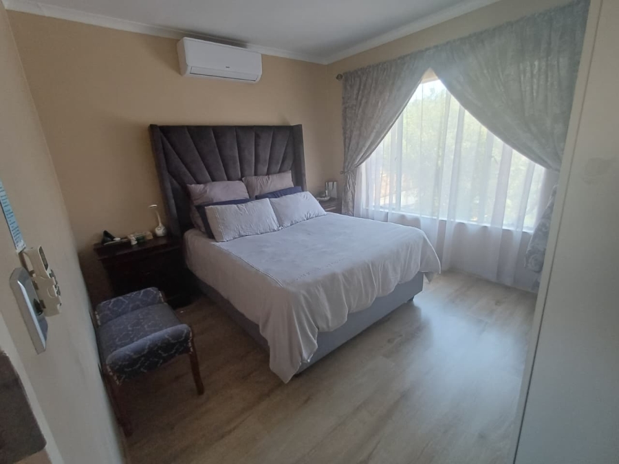 2 Bedroom Property for Sale in Wilgeheuwel Gauteng