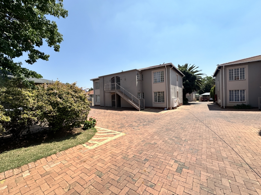 2 Bedroom Property for Sale in Lambton Gauteng