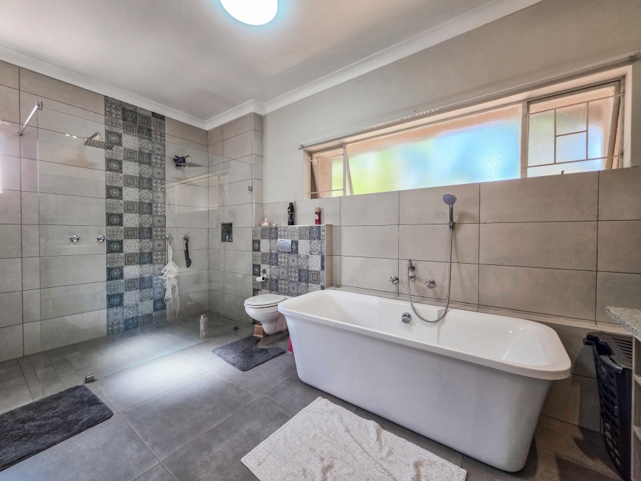 4 Bedroom Property for Sale in Lynnwood Glen Gauteng