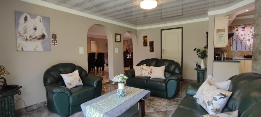 4 Bedroom Property for Sale in Wierda Park Gauteng