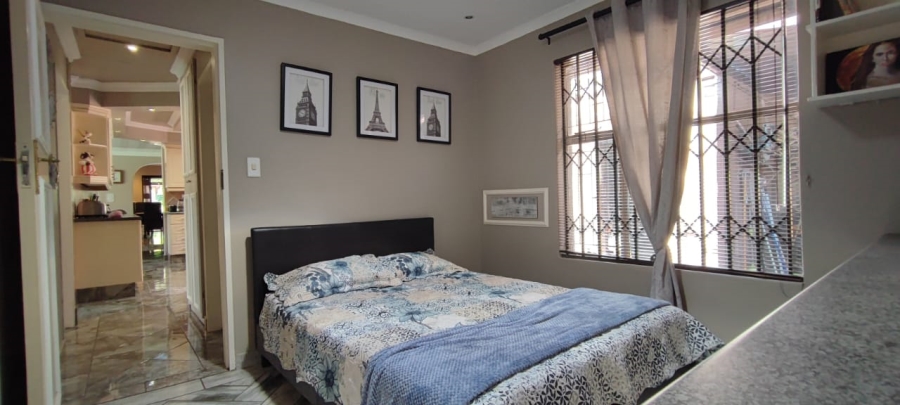 4 Bedroom Property for Sale in Wierda Park Gauteng
