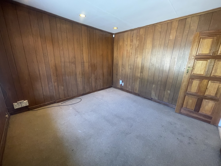 4 Bedroom Property for Sale in Bedford Gardens Gauteng