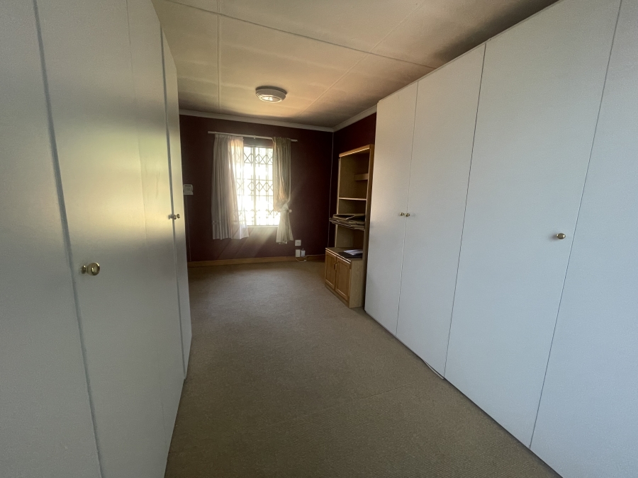 4 Bedroom Property for Sale in Bedford Gardens Gauteng