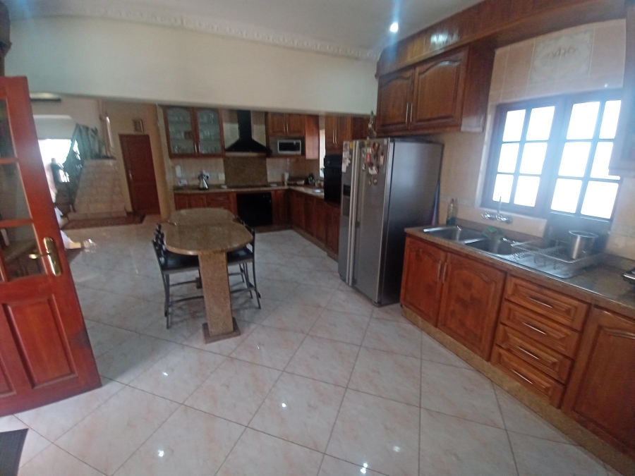 4 Bedroom Property for Sale in Linmeyer Gauteng