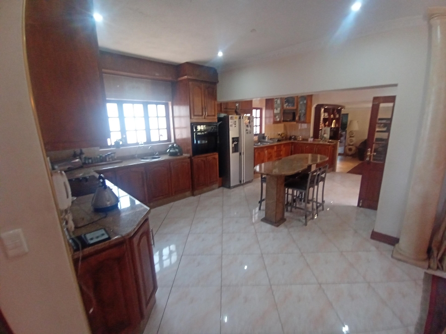 4 Bedroom Property for Sale in Linmeyer Gauteng