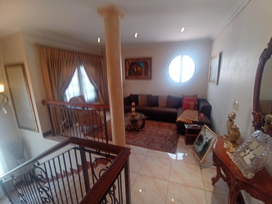 4 Bedroom Property for Sale in Linmeyer Gauteng