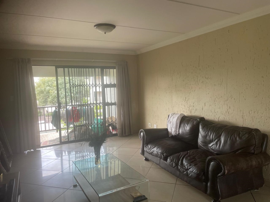 To Let 2 Bedroom Property for Rent in Paulshof Gauteng
