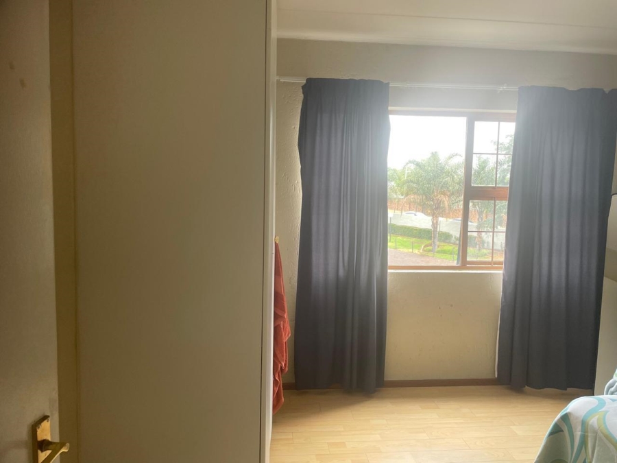 To Let 2 Bedroom Property for Rent in Paulshof Gauteng