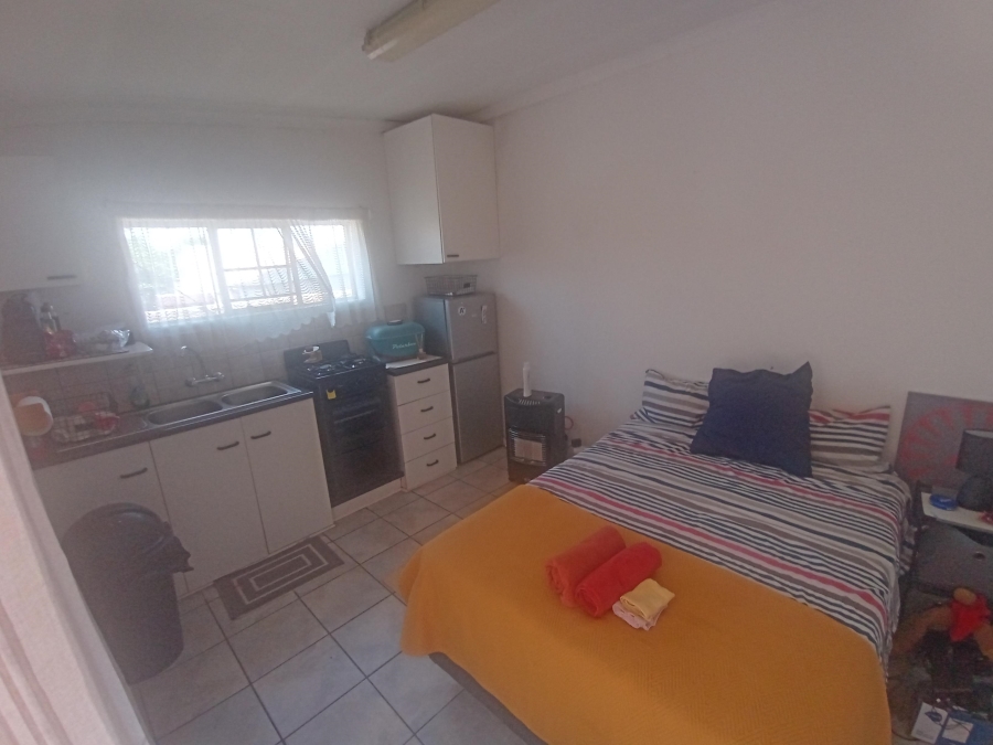 3 Bedroom Property for Sale in Linmeyer Gauteng