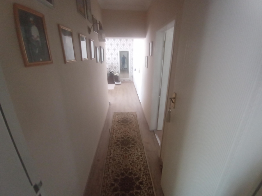 3 Bedroom Property for Sale in Linmeyer Gauteng
