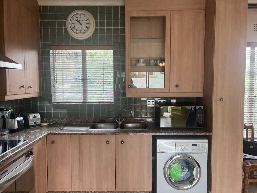 1 Bedroom Property for Sale in Rivonia Gauteng