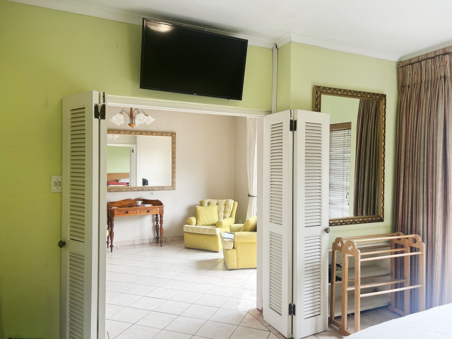1 Bedroom Property for Sale in Rivonia Gauteng