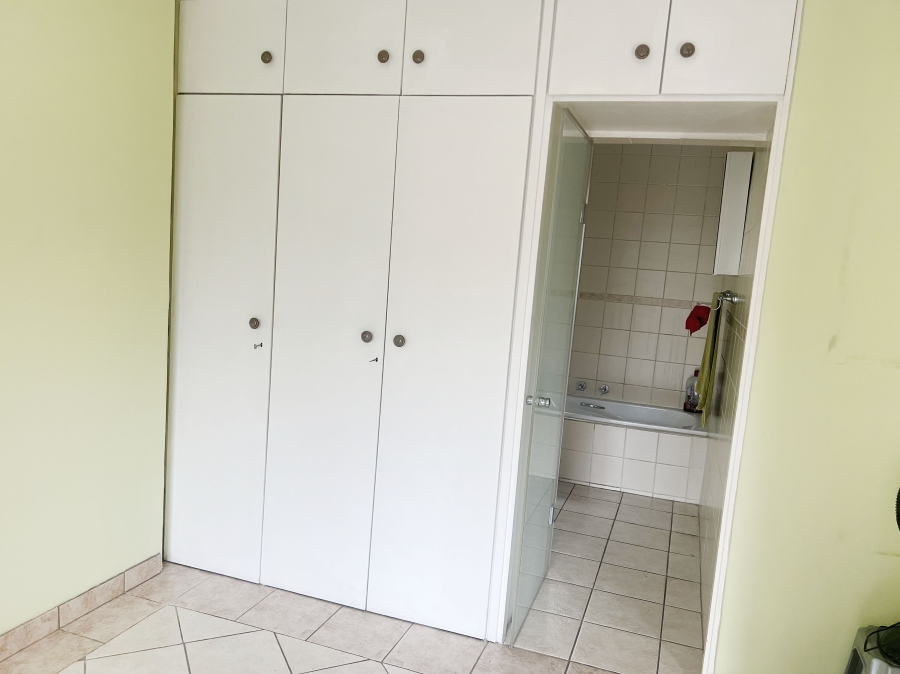 1 Bedroom Property for Sale in Rivonia Gauteng