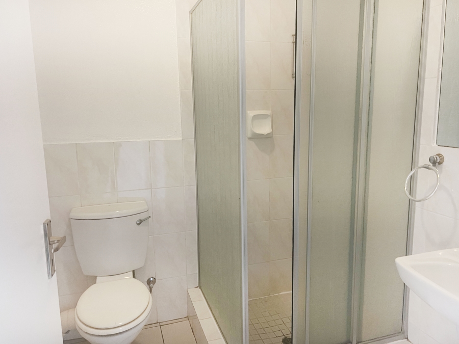 1 Bedroom Property for Sale in Rivonia Gauteng