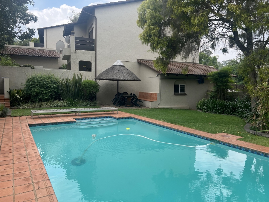 1 Bedroom Property for Sale in Rivonia Gauteng