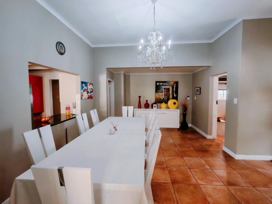 To Let 4 Bedroom Property for Rent in Hurlingham Manor Gauteng