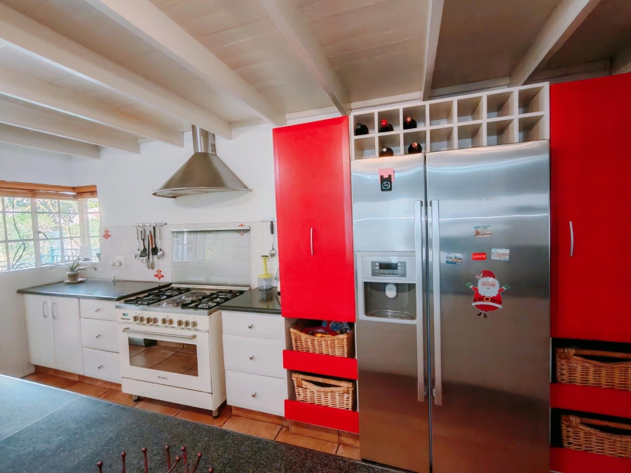 To Let 4 Bedroom Property for Rent in Hurlingham Manor Gauteng