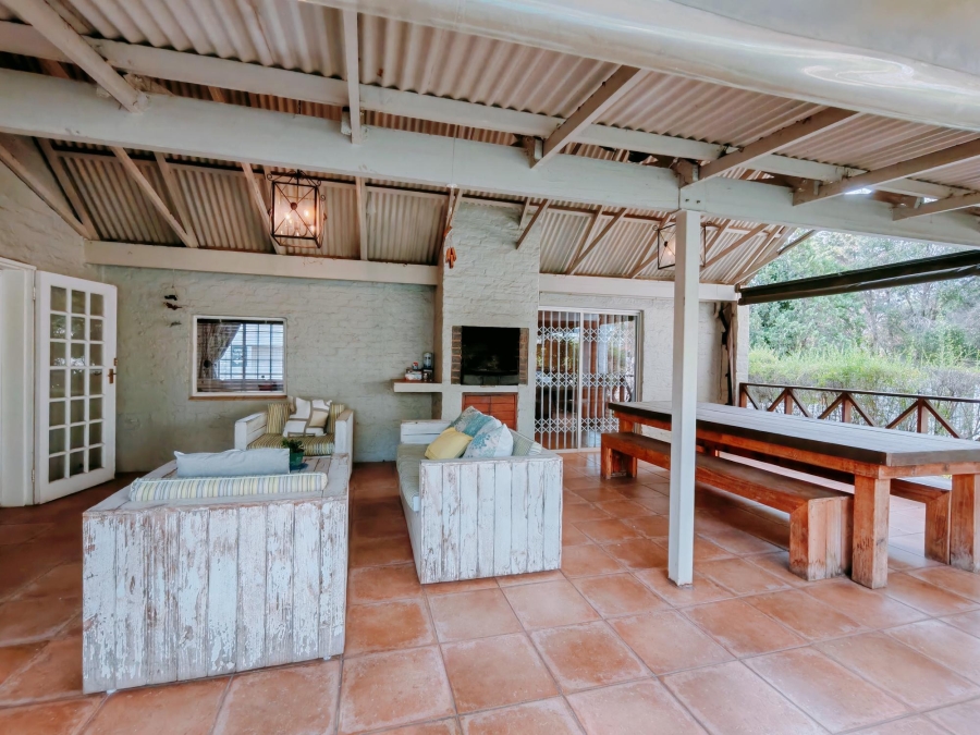 To Let 4 Bedroom Property for Rent in Hurlingham Manor Gauteng