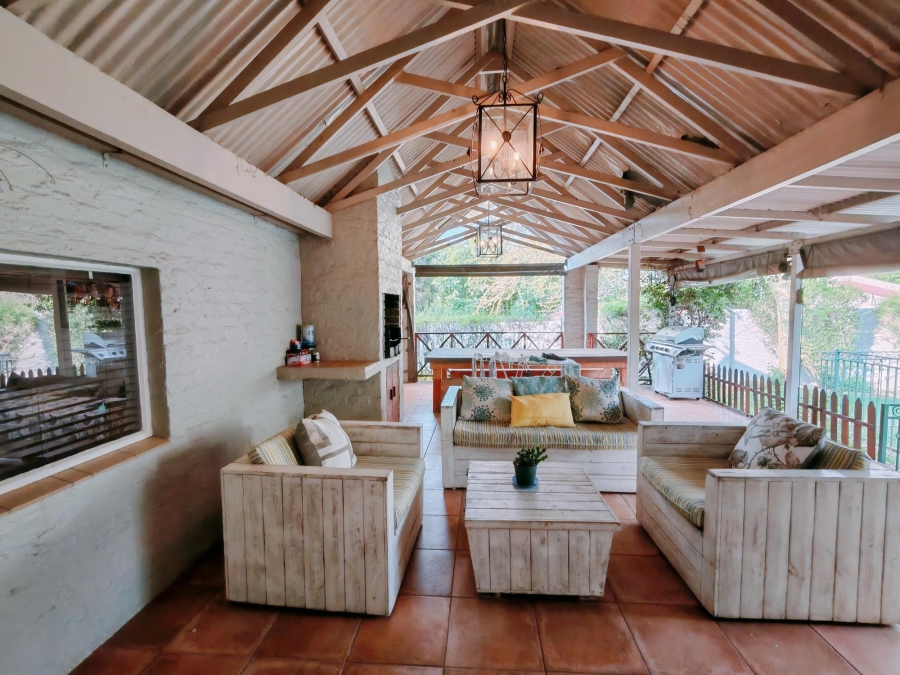 To Let 4 Bedroom Property for Rent in Hurlingham Manor Gauteng