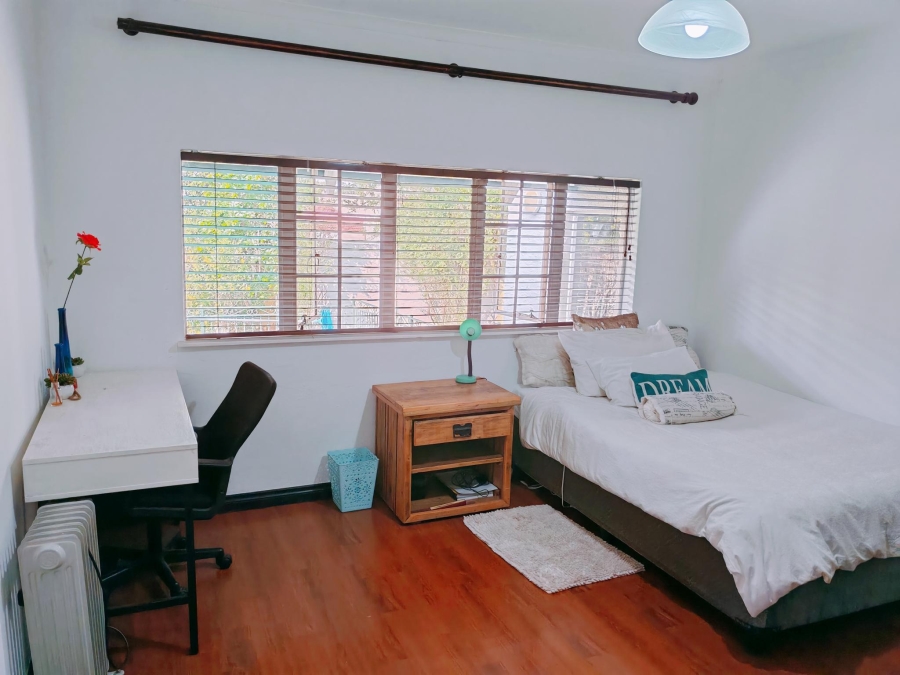 To Let 4 Bedroom Property for Rent in Hurlingham Manor Gauteng