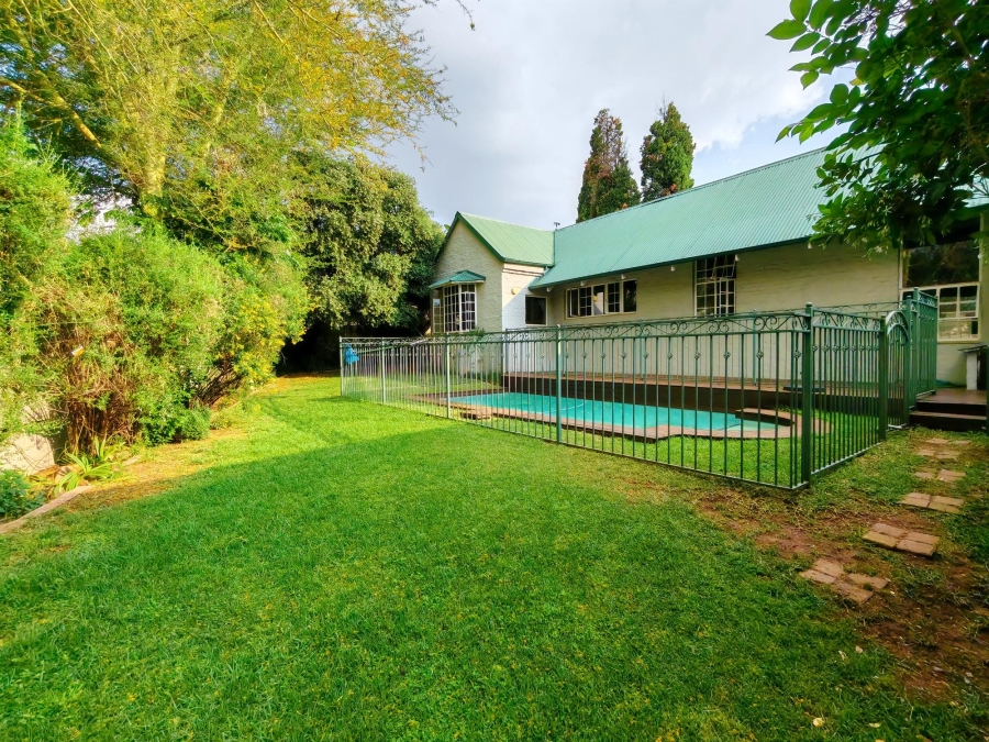 To Let 4 Bedroom Property for Rent in Hurlingham Manor Gauteng