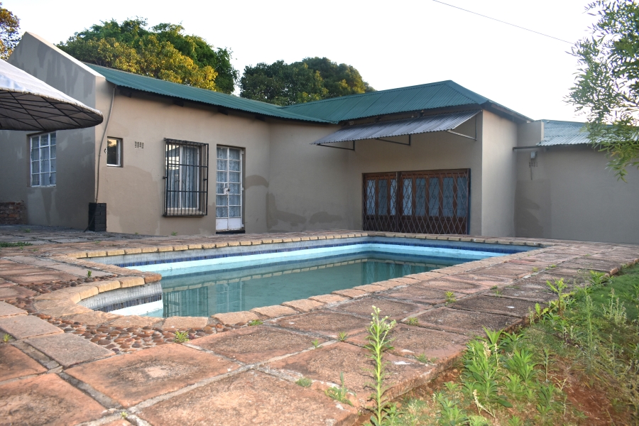 5 Bedroom Property for Sale in Lyttelton Manor Gauteng