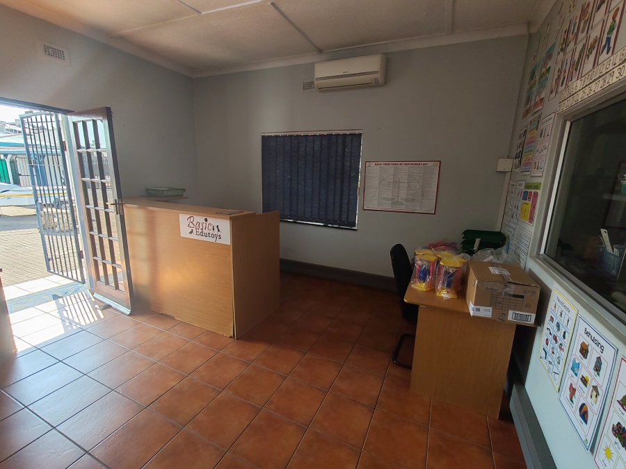 7 Bedroom Property for Sale in Mayville Gauteng