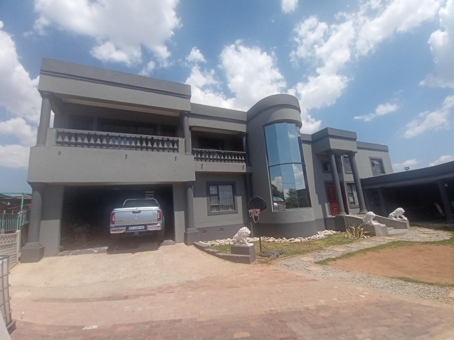 4 Bedroom Property for Sale in The Hill Gauteng