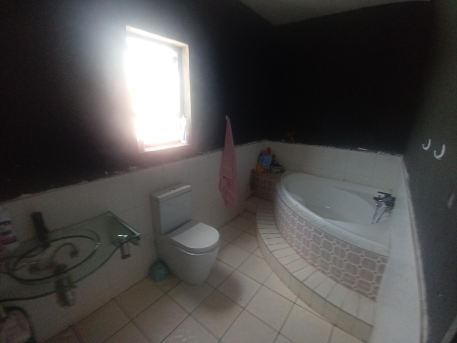 4 Bedroom Property for Sale in The Hill Gauteng