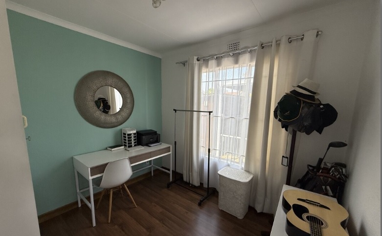 2 Bedroom Property for Sale in Eden Glen Gauteng
