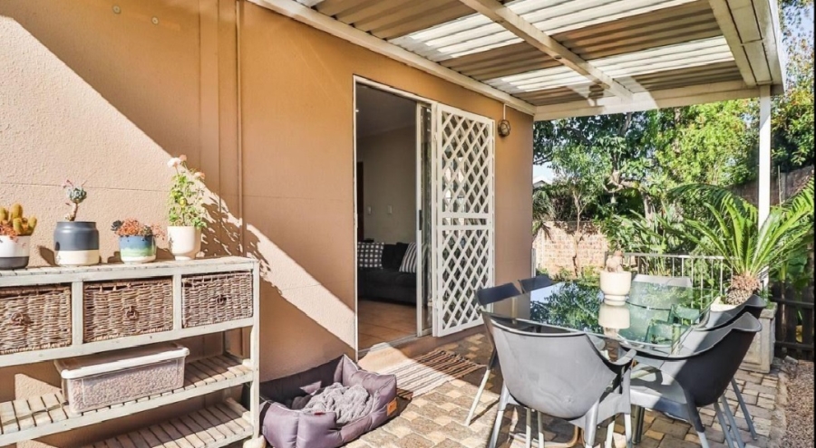 2 Bedroom Property for Sale in Eden Glen Gauteng