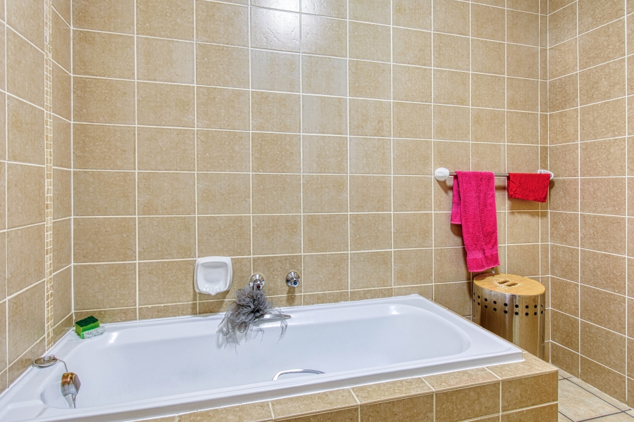 2 Bedroom Property for Sale in Winchester Hills Gauteng