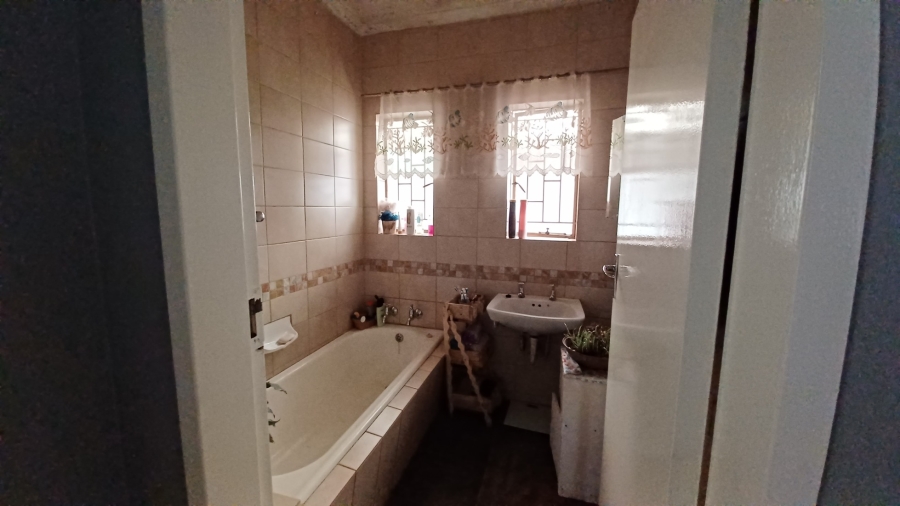 3 Bedroom Property for Sale in Vanderbijlpark SE 2 Gauteng