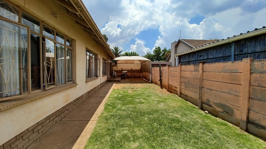 3 Bedroom Property for Sale in Vanderbijlpark SE 2 Gauteng
