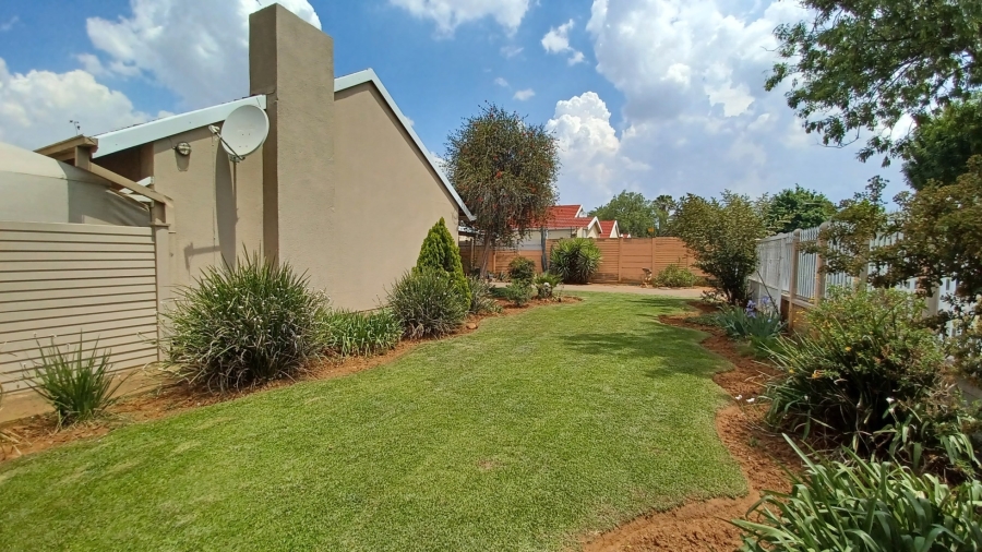 3 Bedroom Property for Sale in Vanderbijlpark SE 2 Gauteng