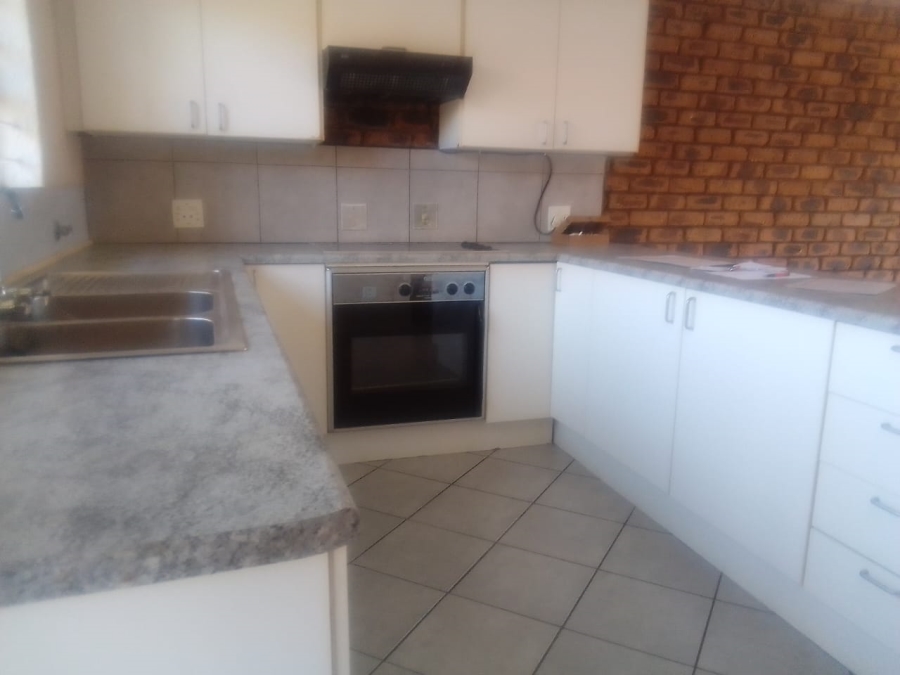 3 Bedroom Property for Sale in Mindalore Gauteng