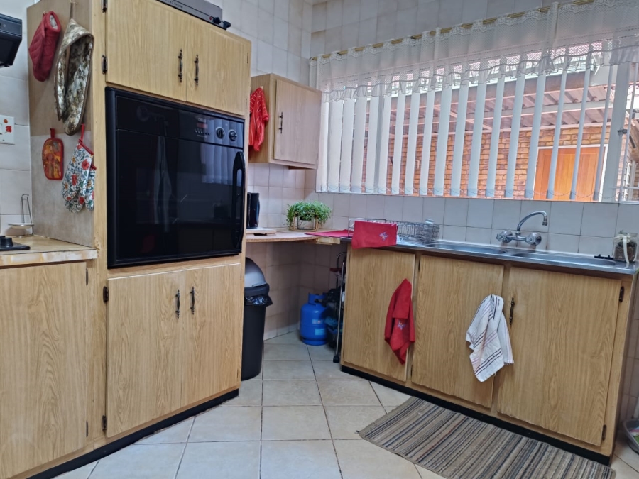 3 Bedroom Property for Sale in Homelake Gauteng