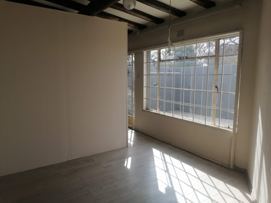 3 Bedroom Property for Sale in Kenmare Gauteng