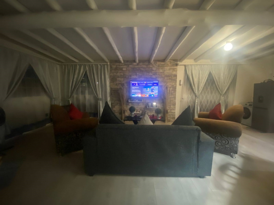 3 Bedroom Property for Sale in Kenmare Gauteng