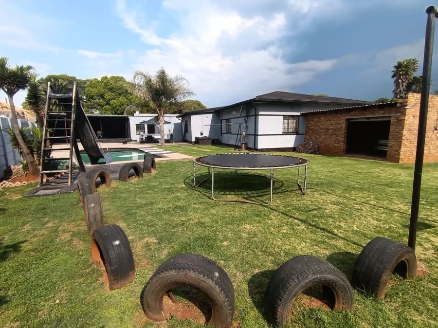 3 Bedroom Property for Sale in Dalview Gauteng