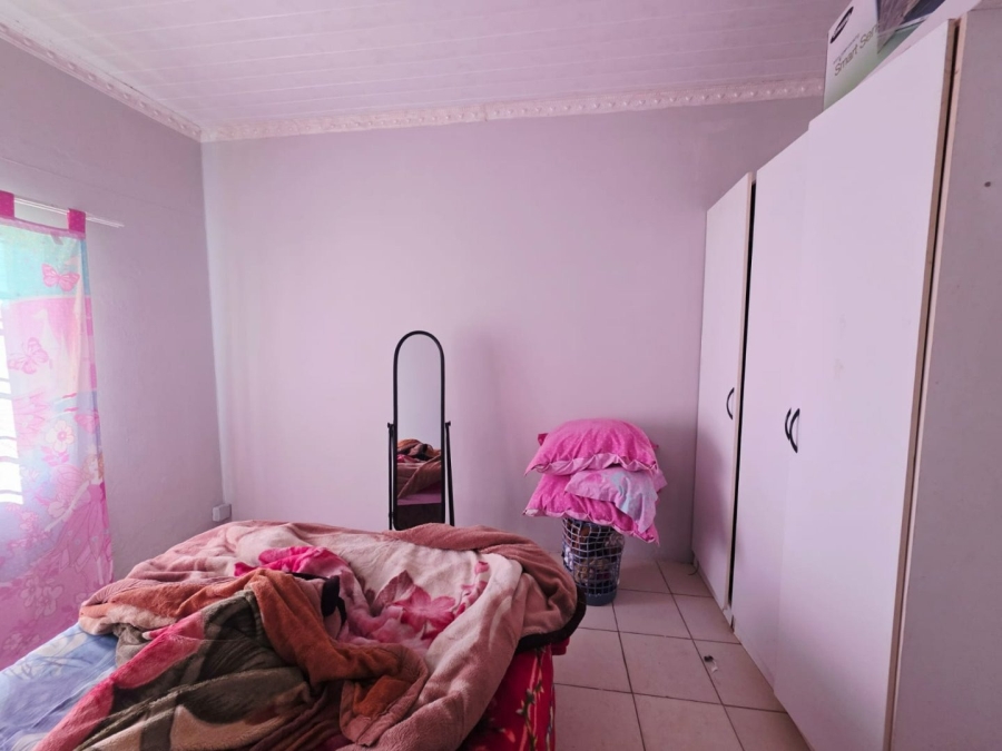 5 Bedroom Property for Sale in Middelvlei A H Gauteng