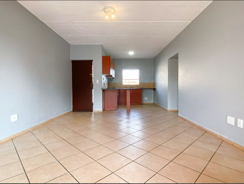 2 Bedroom Property for Sale in Roodepoort Gauteng