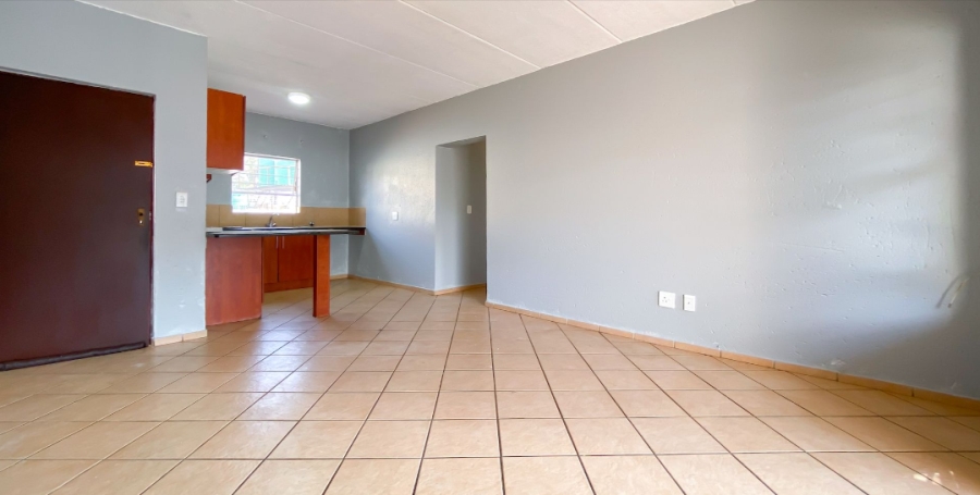 2 Bedroom Property for Sale in Roodepoort Gauteng
