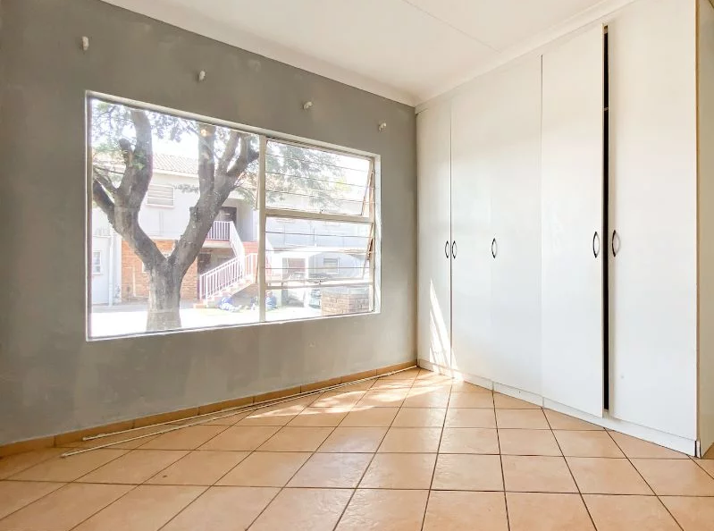 2 Bedroom Property for Sale in Roodepoort Gauteng