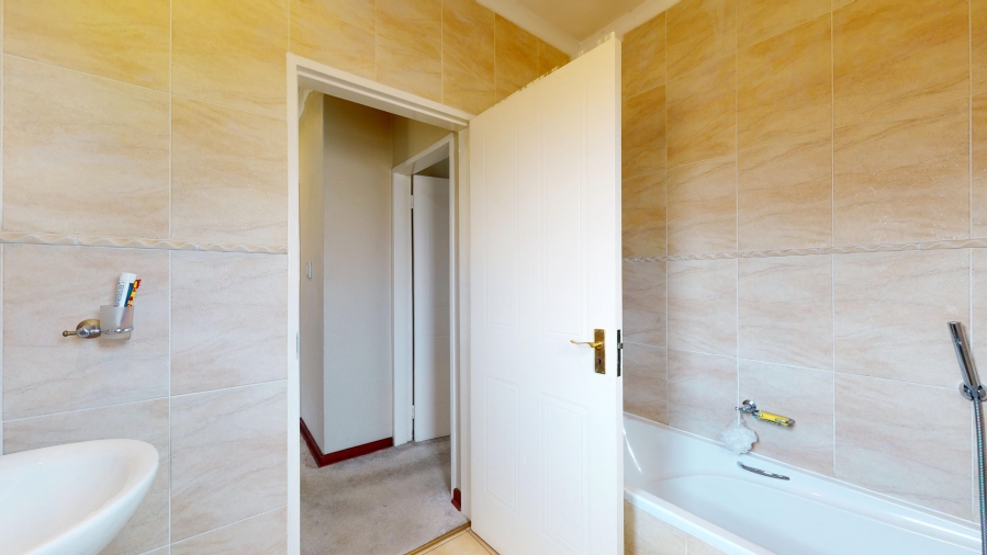 3 Bedroom Property for Sale in Bartlett Gauteng